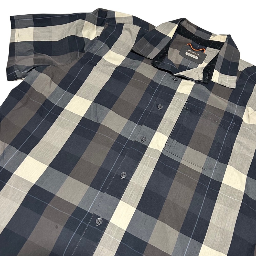 Merrell Button Down Shirt Mens Large Grey Plaid Short Sleeve Outdoor Hiking